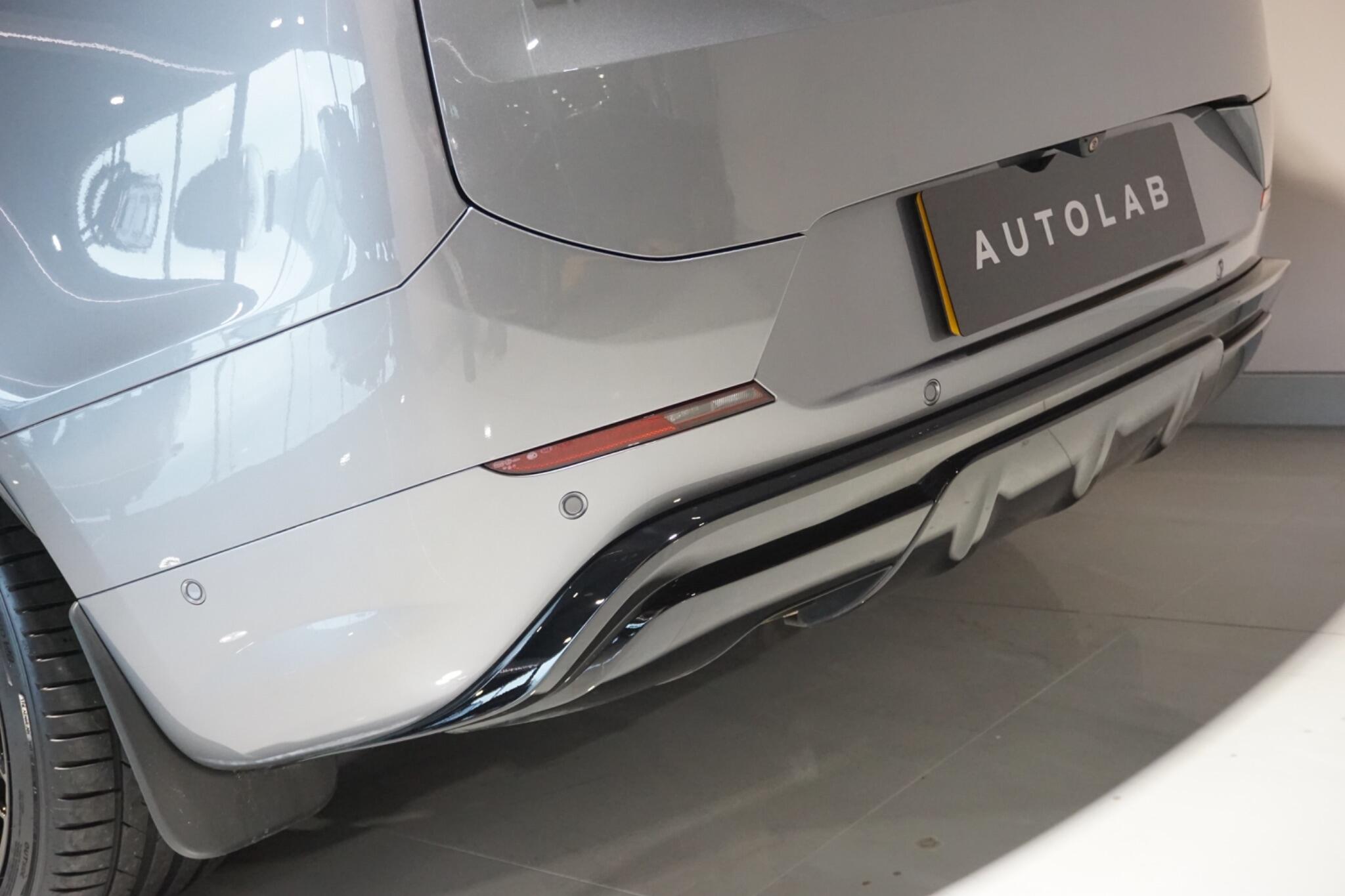 Land Rover Range Rover Sport 3.0 D300 MHEV Stealth Edition SUV 5dr Diesel Auto 4WD Euro 6 (s/s) (300 ps)